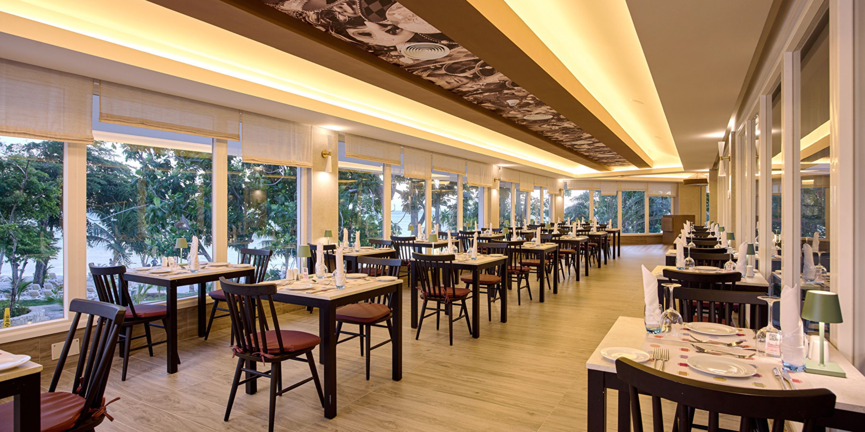 Riu Negril Restaurant 1